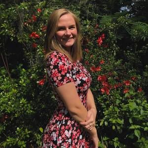 Meet your Posher, Caroline